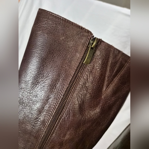 Franco Sarto Anberlin Brown Knee-High Women's Boots - Picture 5 of 14